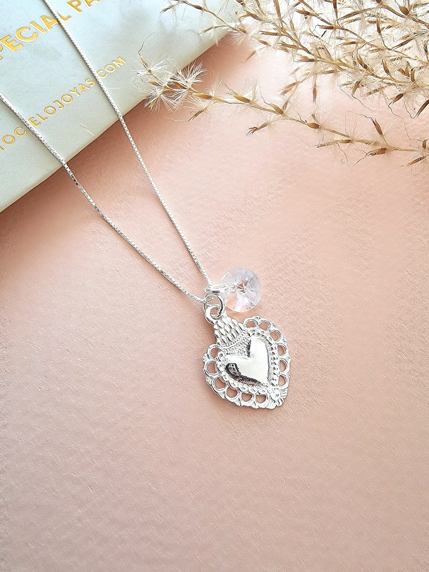 Collar Corazon Detente Reina