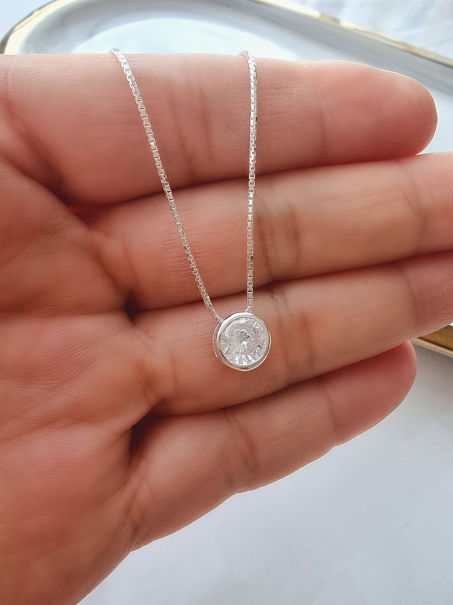 Collar punto de luz plata 925