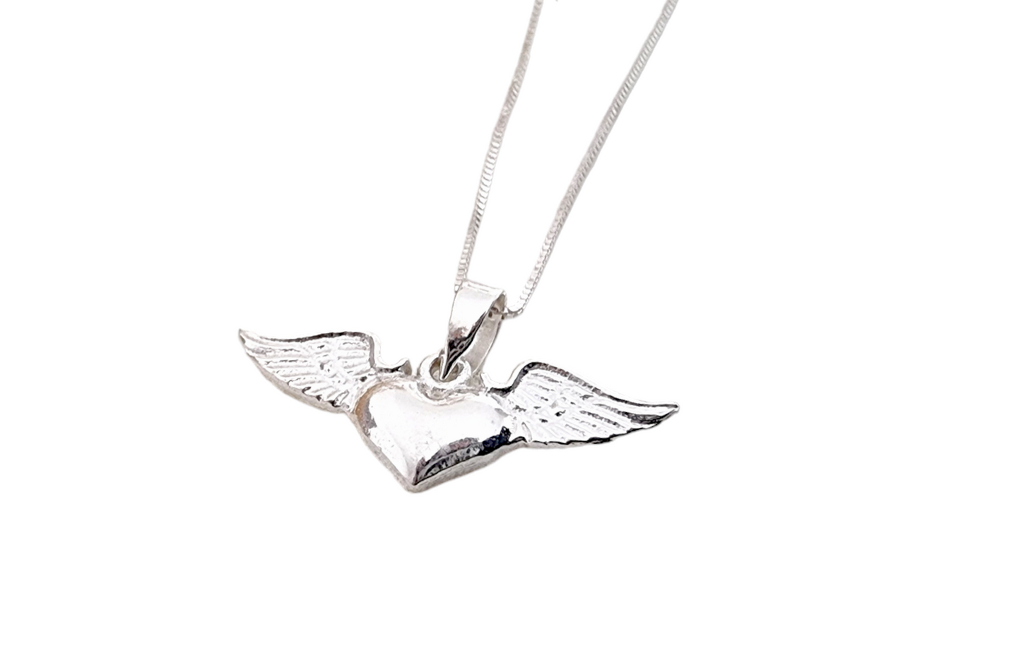 Collar Corazon alado plata 925