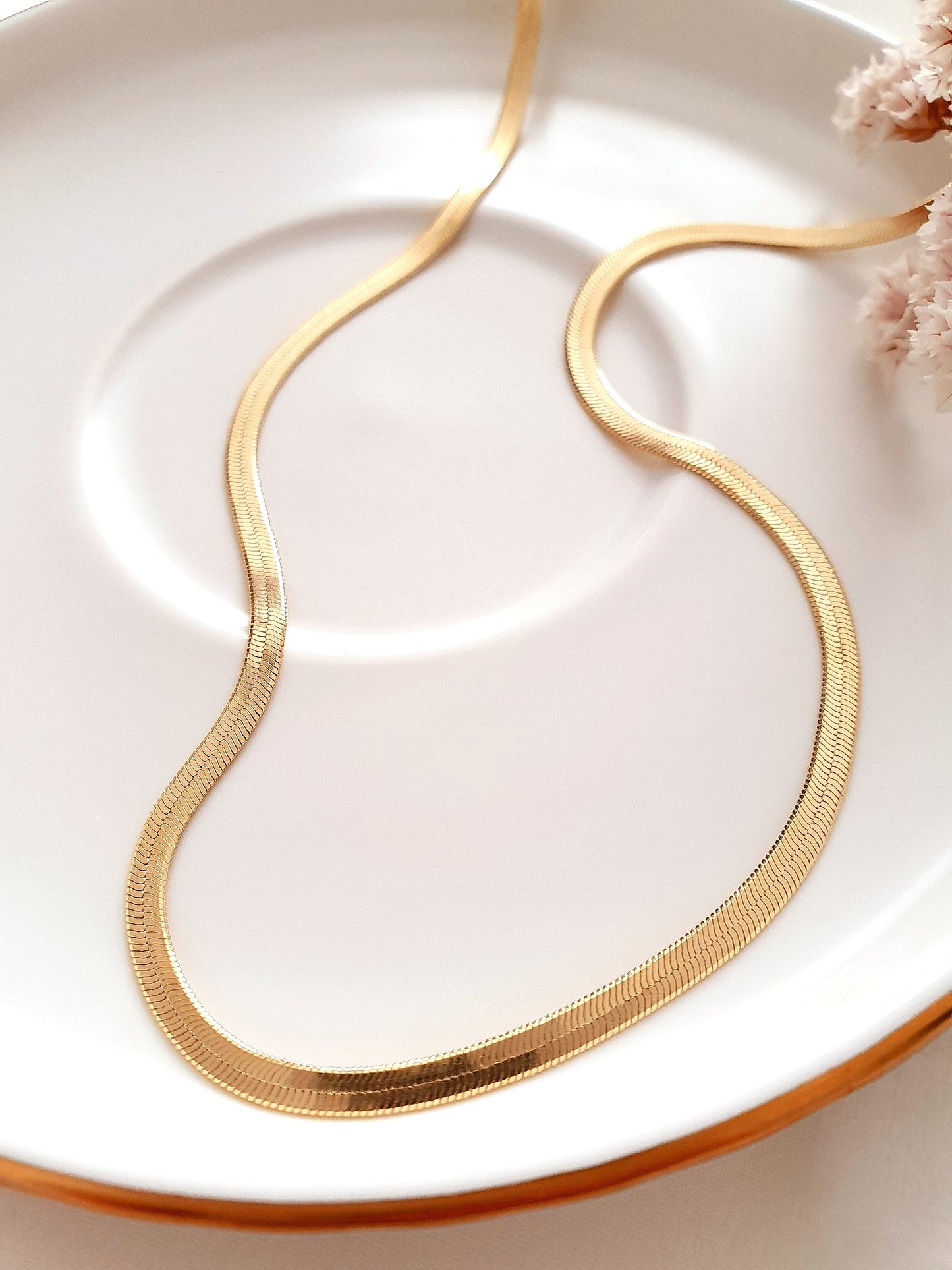 Collar Snake Gold