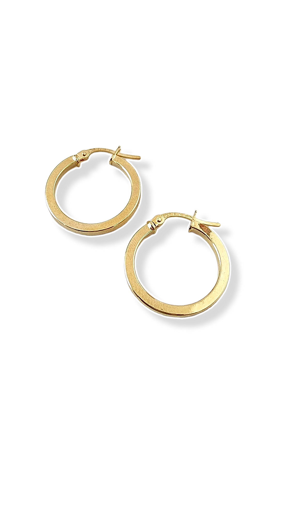 Argolla clásica 20 MM oro 18 Kilates