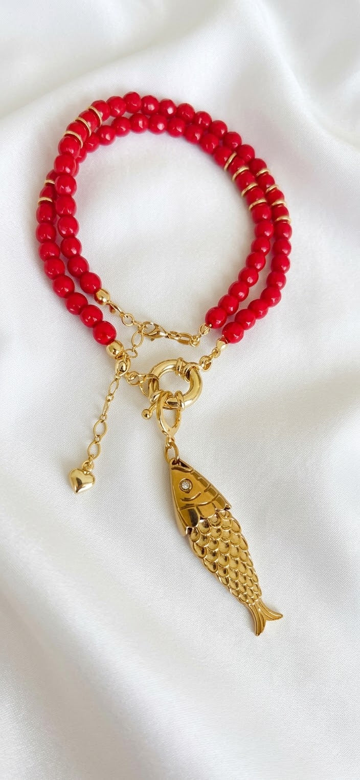 Collar Amuleto Carpa Koi & Ágata Roja | Baño de Oro 24K