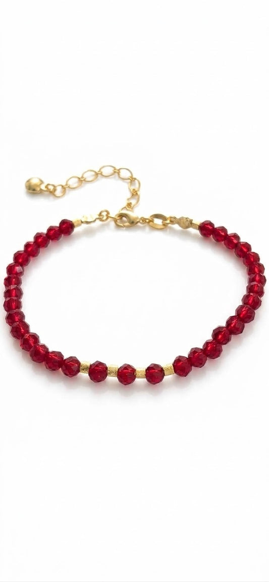 Pulsera Amuleto Protector de Cristales Rojos y Baño de Oro 24K